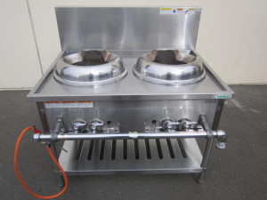 bin140206114827002 300x225 東京 厨房機器 ２口中華レンジ、タテ型ミキサー買取いたしました。