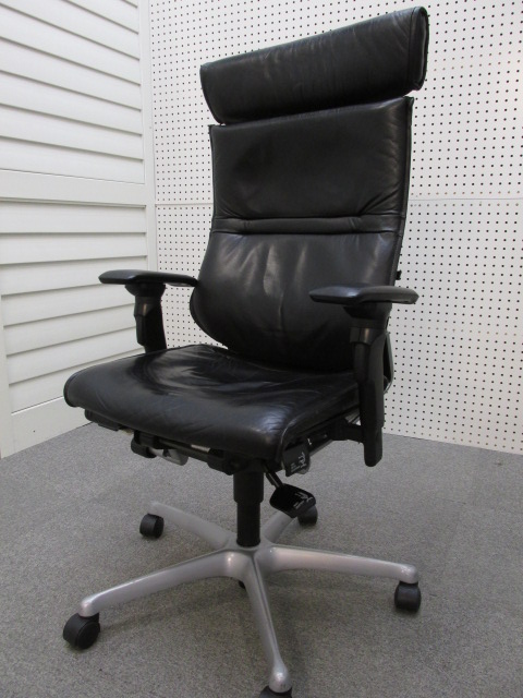 CR97MX P741 12月19日東京にてオフィス家具3点を買取いたしました
