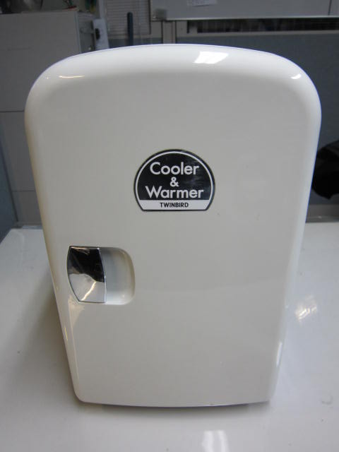HR4707 東京にて厨房機器ツインバード保温保冷庫を買取致しました。