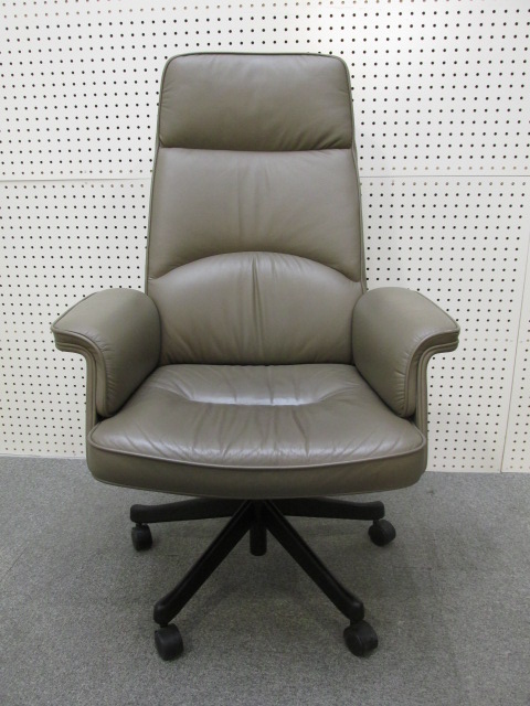 yakuin chair 1月17日神奈川にて オフィス家具 3点 を 買取 いたしました