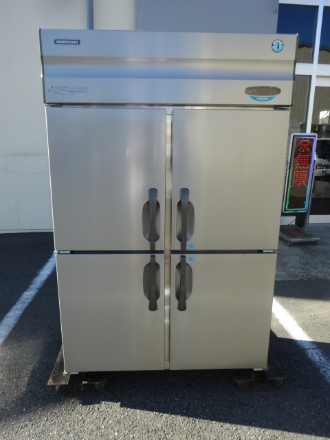 HR 120Z 横浜にて、厨房機器 ホシザキ電機 業務用タテ型冷蔵庫 HR 120Zを買取いたしました。