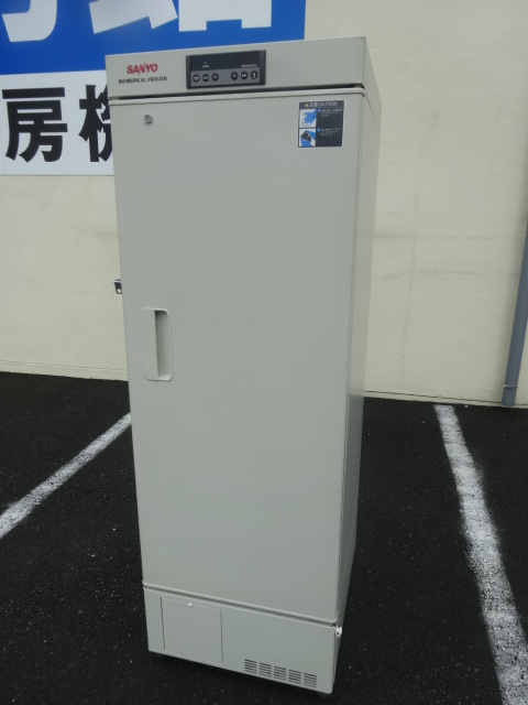 MDF U338 東京にて、厨房機器 サンヨー バイオメディカルフリーザー MDF U338を買取いたしました。