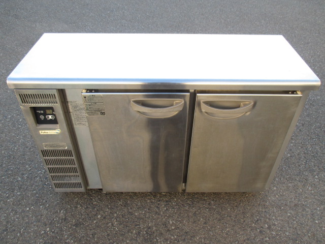 TMU 40RE2 東京にて、厨房機器 フクシマ工業 業務用タテ型冷蔵庫 URN 090RM6を買取いたしました。