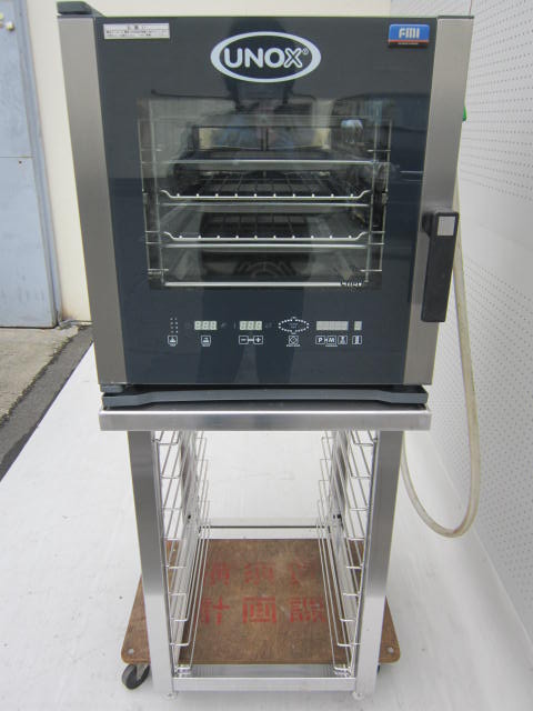 XV 204 東京にて、厨房機器 FMI スチームコンベクションオーブンを買取いたしました。