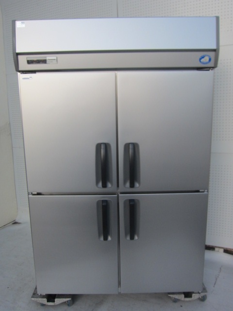 SRR K1283CS 横浜にて、厨房機器 パナソニック 業務用タテ型冷凍冷蔵庫を買取いたしました。